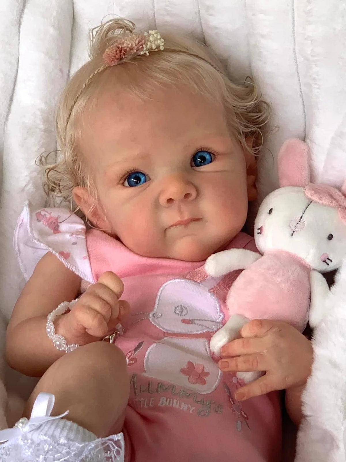 Close-up of Sadie's face and blonde rooted hair
